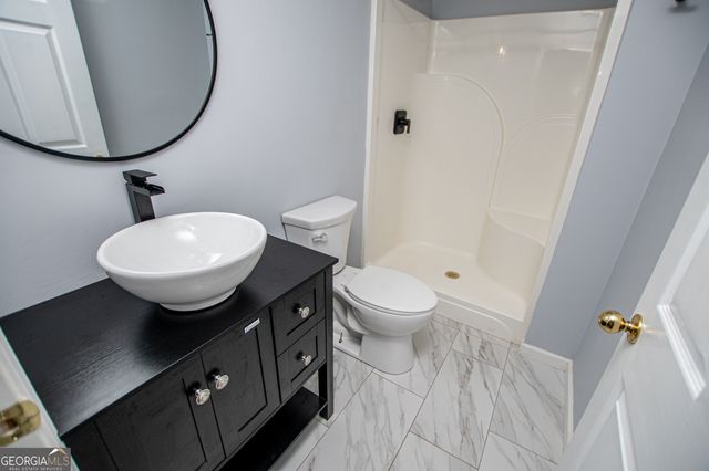 210 Turnberry Circle, Carrollton, GA 30116