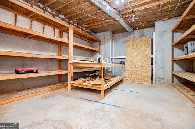 210 Turnberry Circle, Carrollton, GA 30116