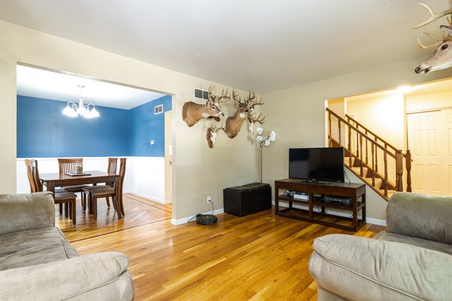 8454 Pheasant Drive, Florence, KY 41042