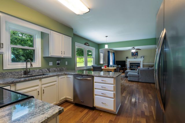 8454 Pheasant Drive, Florence, KY 41042