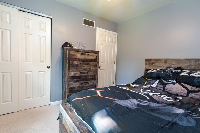 8454 Pheasant Drive, Florence, KY 41042