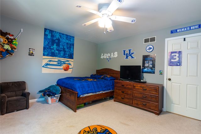8454 Pheasant Drive, Florence, KY 41042