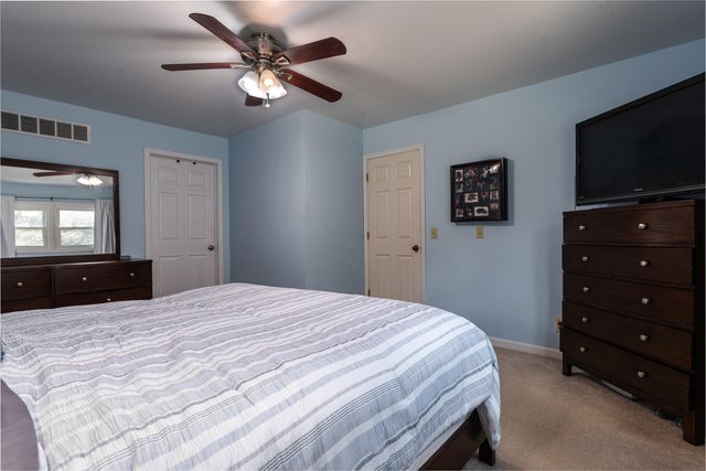 8454 Pheasant Drive, Florence, KY 41042