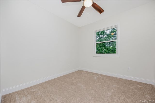 1182 E 3rd Avenue, Bay Shore, NY 11706