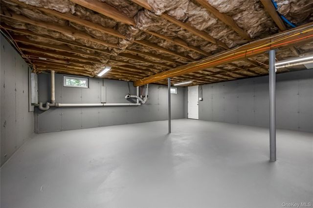 1182 E 3rd Avenue, Bay Shore, NY 11706
