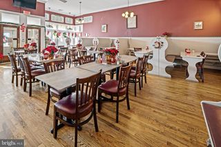 688 E BAY AVE, Barnegat, NJ 08005