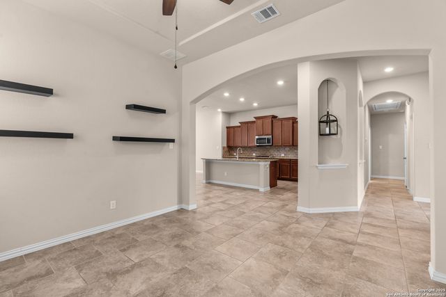 944 Raceland Rd, San Antonio, TX 78245