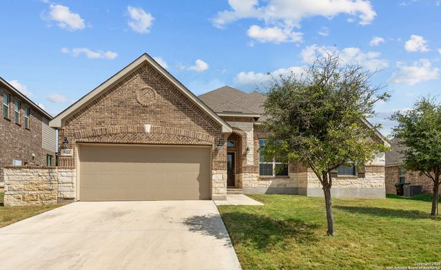 944 Raceland Rd, San Antonio, TX 78245
