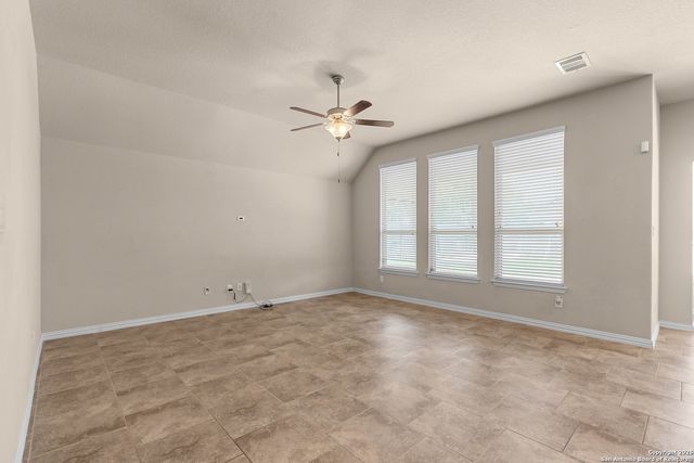 944 Raceland Rd, San Antonio, TX 78245