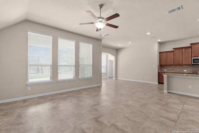 944 Raceland Rd, San Antonio, TX 78245