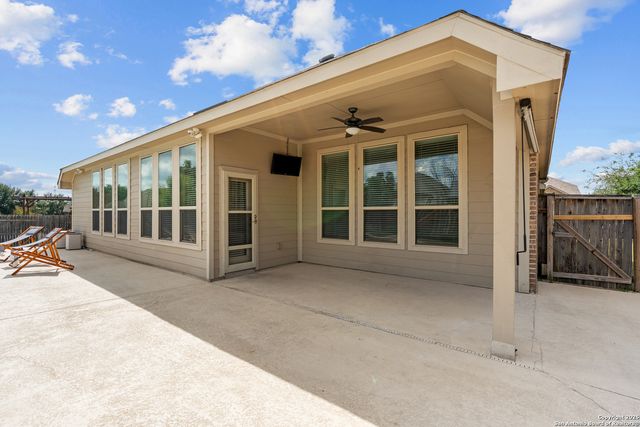 944 Raceland Rd, San Antonio, TX 78245