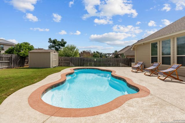 944 Raceland Rd, San Antonio, TX 78245