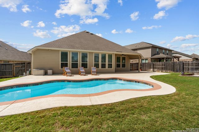 944 Raceland Rd, San Antonio, TX 78245