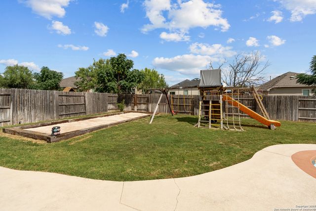944 Raceland Rd, San Antonio, TX 78245