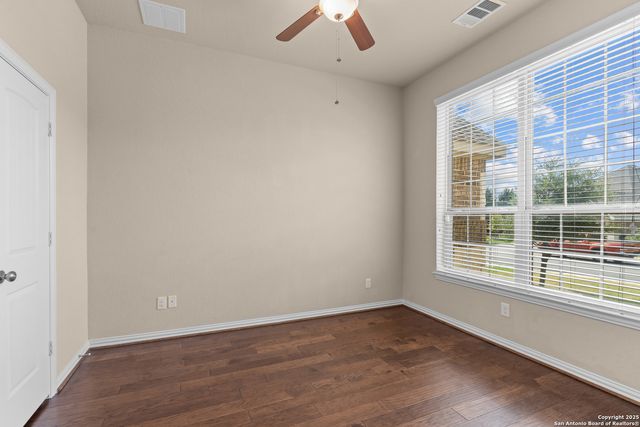 944 Raceland Rd, San Antonio, TX 78245