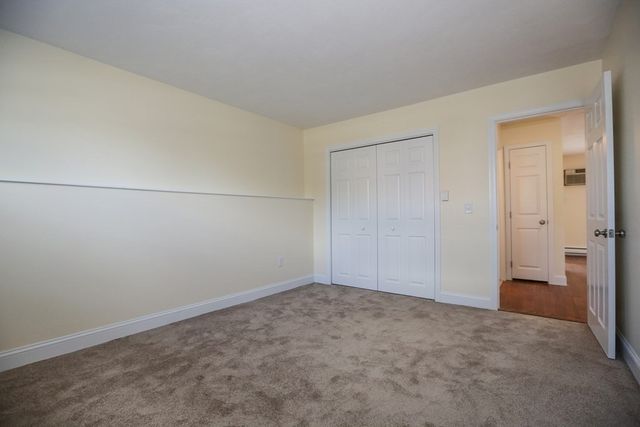 8-A Mayberry Dr 1, Westborough, MA 01581