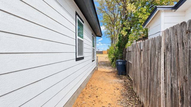 6163 Truman Drive, Fort Worth, TX 76112