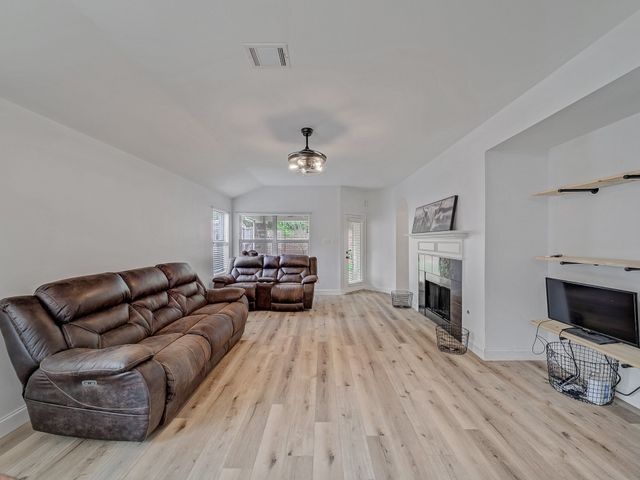 3309 Willow Springs Drive, Mckinney, TX 75070