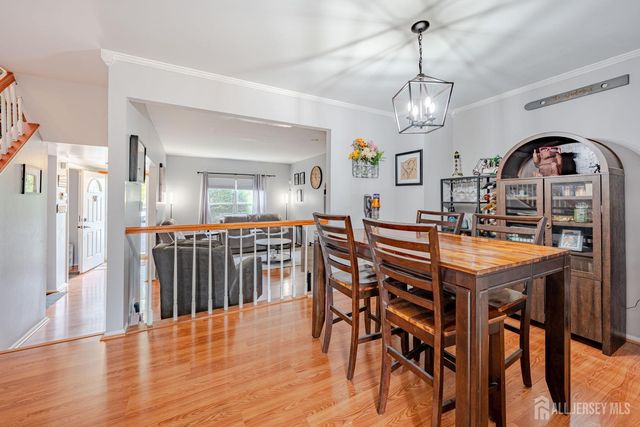 97 brookview Circle, Jamesburg, NJ 08831