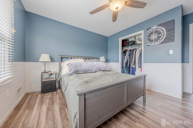 97 brookview Circle, Jamesburg, NJ 08831