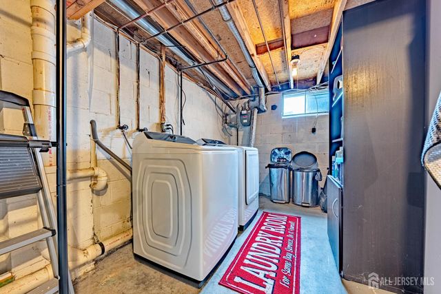 97 brookview Circle, Jamesburg, NJ 08831