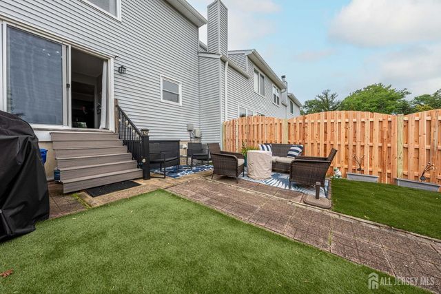 97 brookview Circle, Jamesburg, NJ 08831