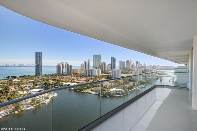 19707 Turnberry Way 28J, Aventura, FL 33180