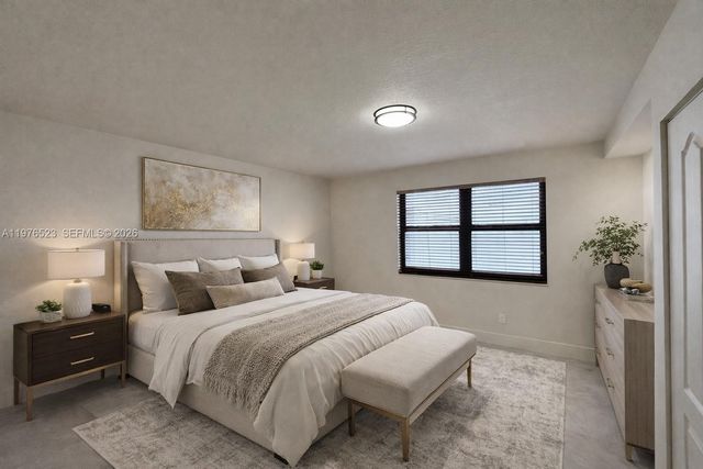 605 Ives Dairy Rd 102-7, Miami, FL 33179