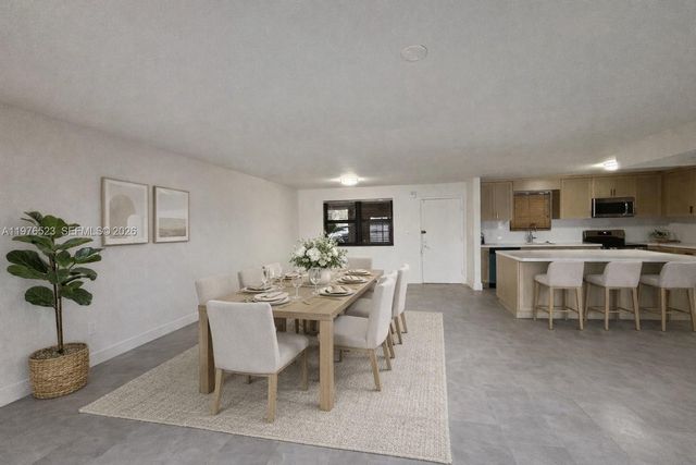 605 Ives Dairy Rd 102-7, Miami, FL 33179