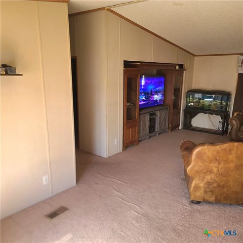 15885 S State Highway 36, Gatesville, TX 76528