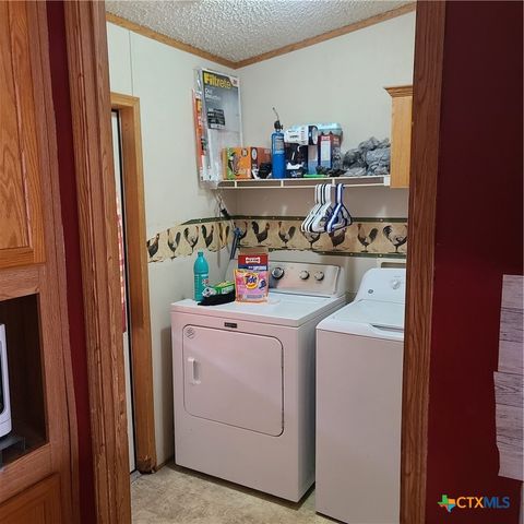 15885 S State Highway 36, Gatesville, TX 76528