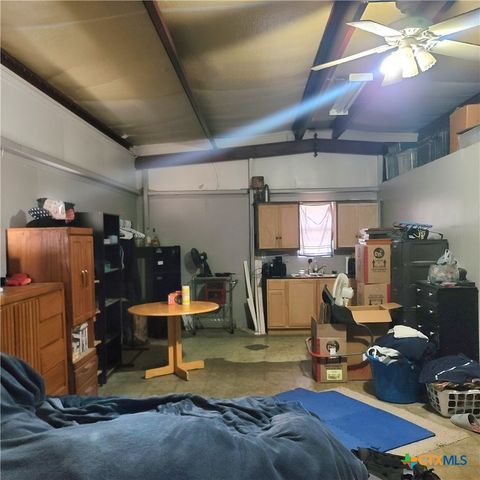 15885 S State Highway 36, Gatesville, TX 76528