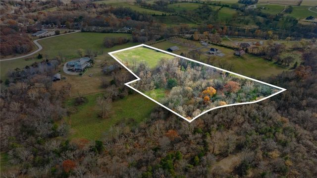 704 E Bowen Boulevard, Fayetteville, AR 72703