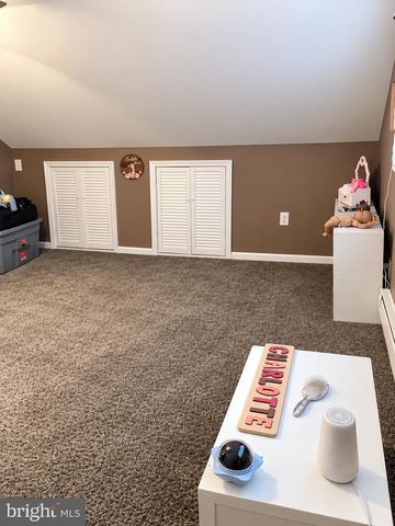 204 ELDERBERRY DR, Levittown, PA 19054