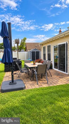 204 ELDERBERRY DR, Levittown, PA 19054
