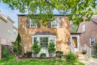 7744 W Thorndale Avenue, Chicago, IL 60631