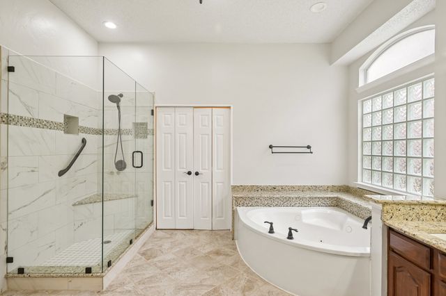 7410 Silverthorn Drive, Rowlett, TX 75089