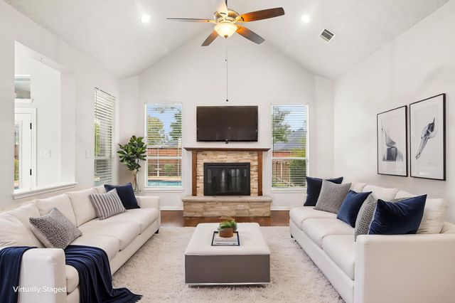 7410 Silverthorn Drive, Rowlett, TX 75089