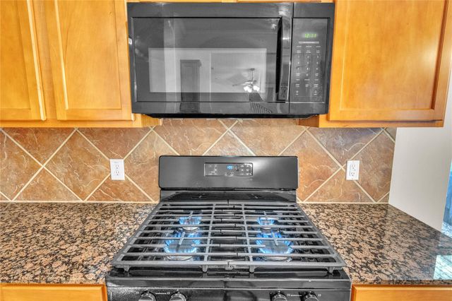 2614 Shady Acres Court, Houston, TX 77008