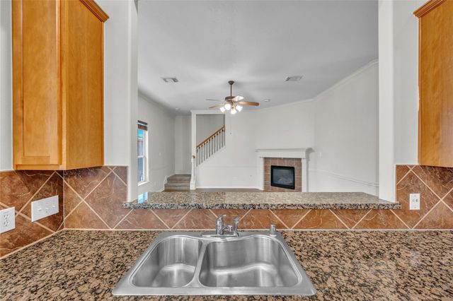 2614 Shady Acres Court, Houston, TX 77008