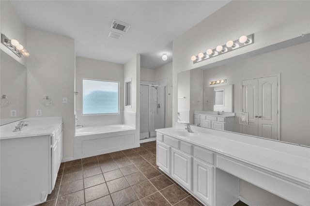 2614 Shady Acres Court, Houston, TX 77008