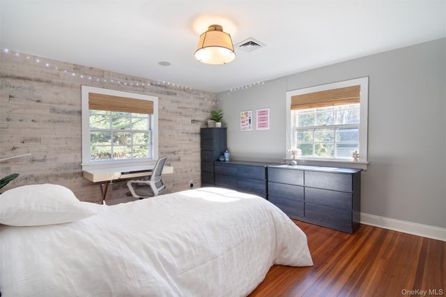 414 Pelham Manor Road, Pelham, NY 10803