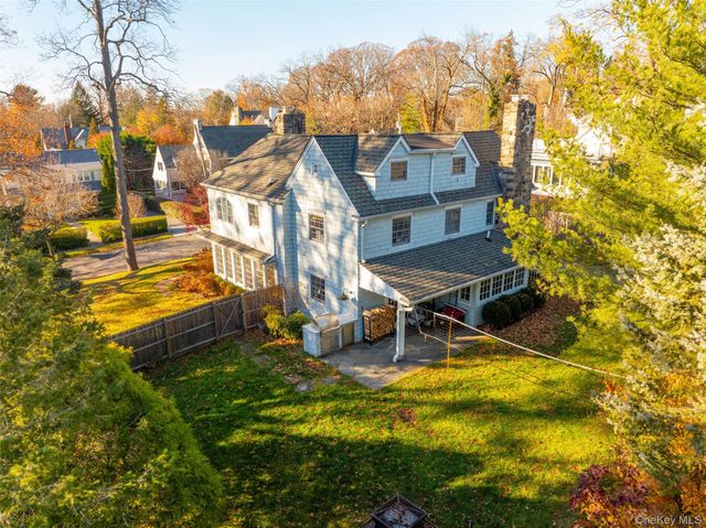 414 Pelham Manor Road, Pelham, NY 10803