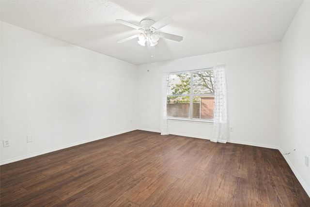 2824 Custer Drive, Corinth, TX 76210