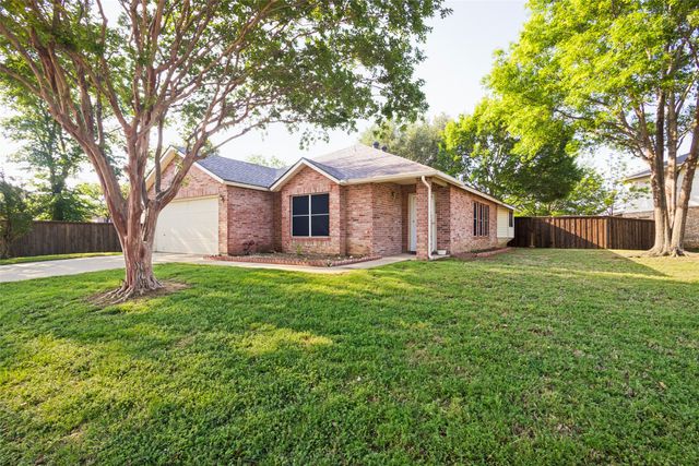 2824 Custer Drive, Corinth, TX 76210