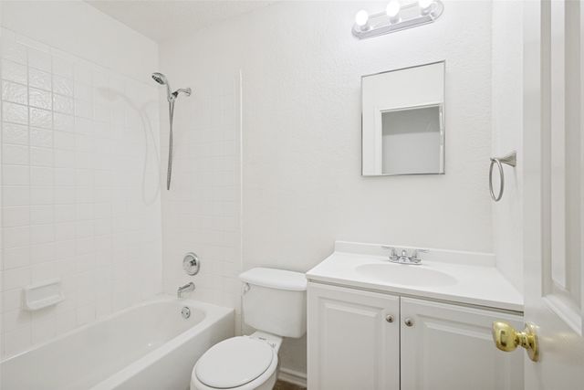 2824 Custer Drive, Corinth, TX 76210