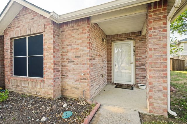 2824 Custer Drive, Corinth, TX 76210