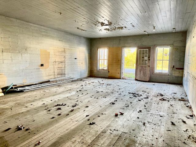 2867 HWY 3445, Tyner, KY 40486