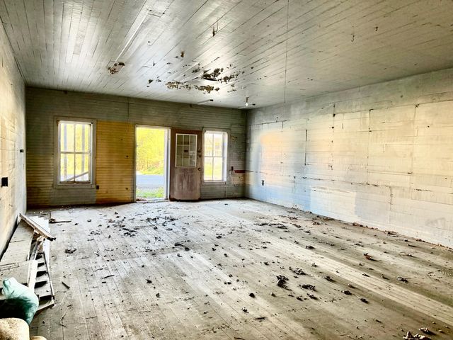 2867 HWY 3445, Tyner, KY 40486