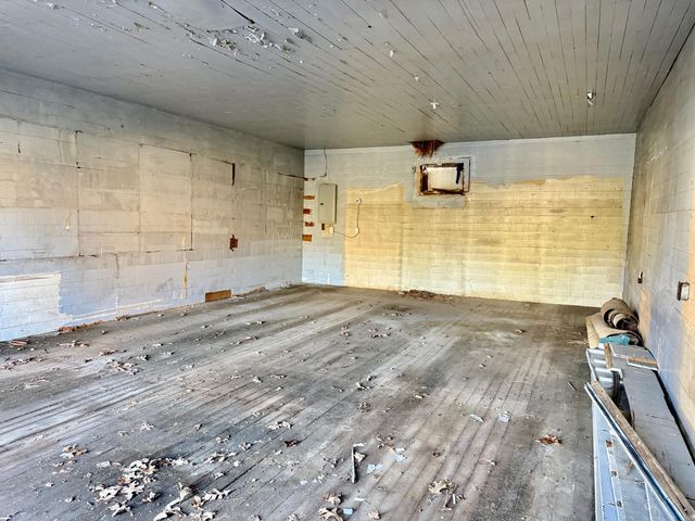 2867 HWY 3445, Tyner, KY 40486